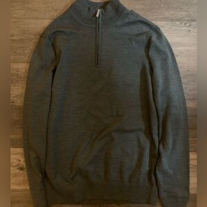 Men’s Joseph A Bank Traveler Sweater (L)